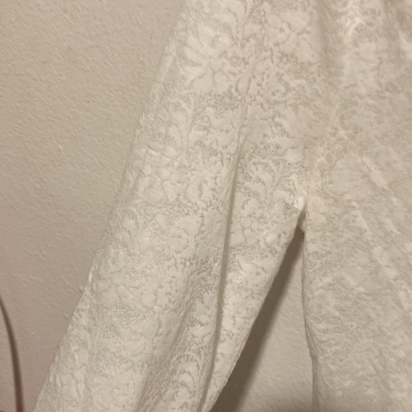 William Rast blouse  Size M - Picture 5 of 9